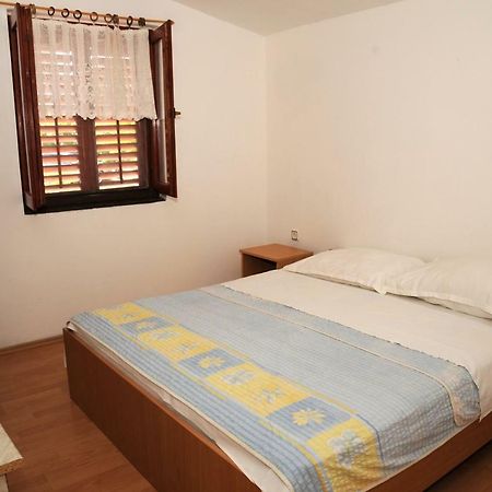 Apartmani Kovacic 穆泰尔岛 外观 照片