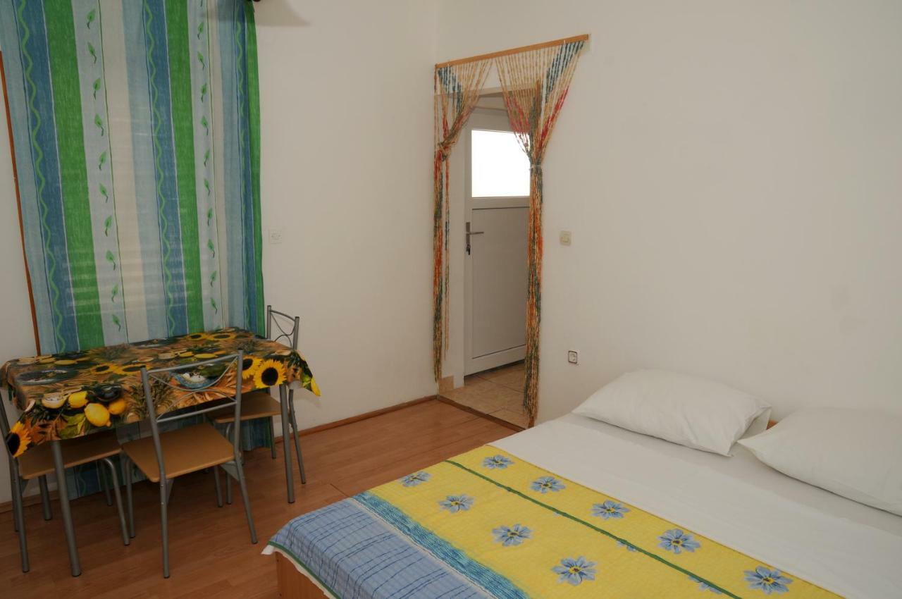 Apartmani Kovacic 穆泰尔岛 外观 照片