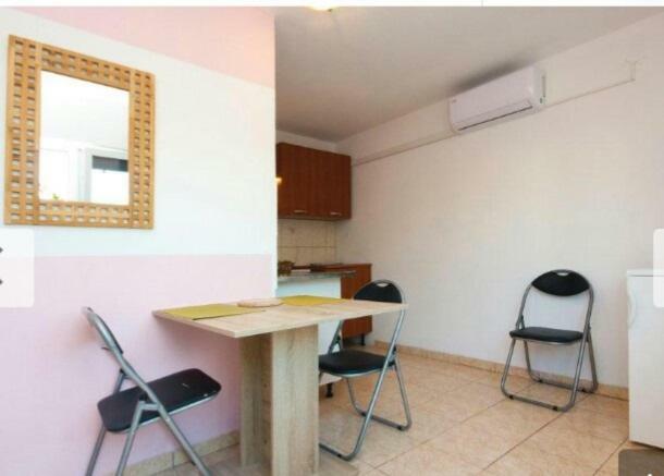 Apartmani Kovacic 穆泰尔岛 外观 照片