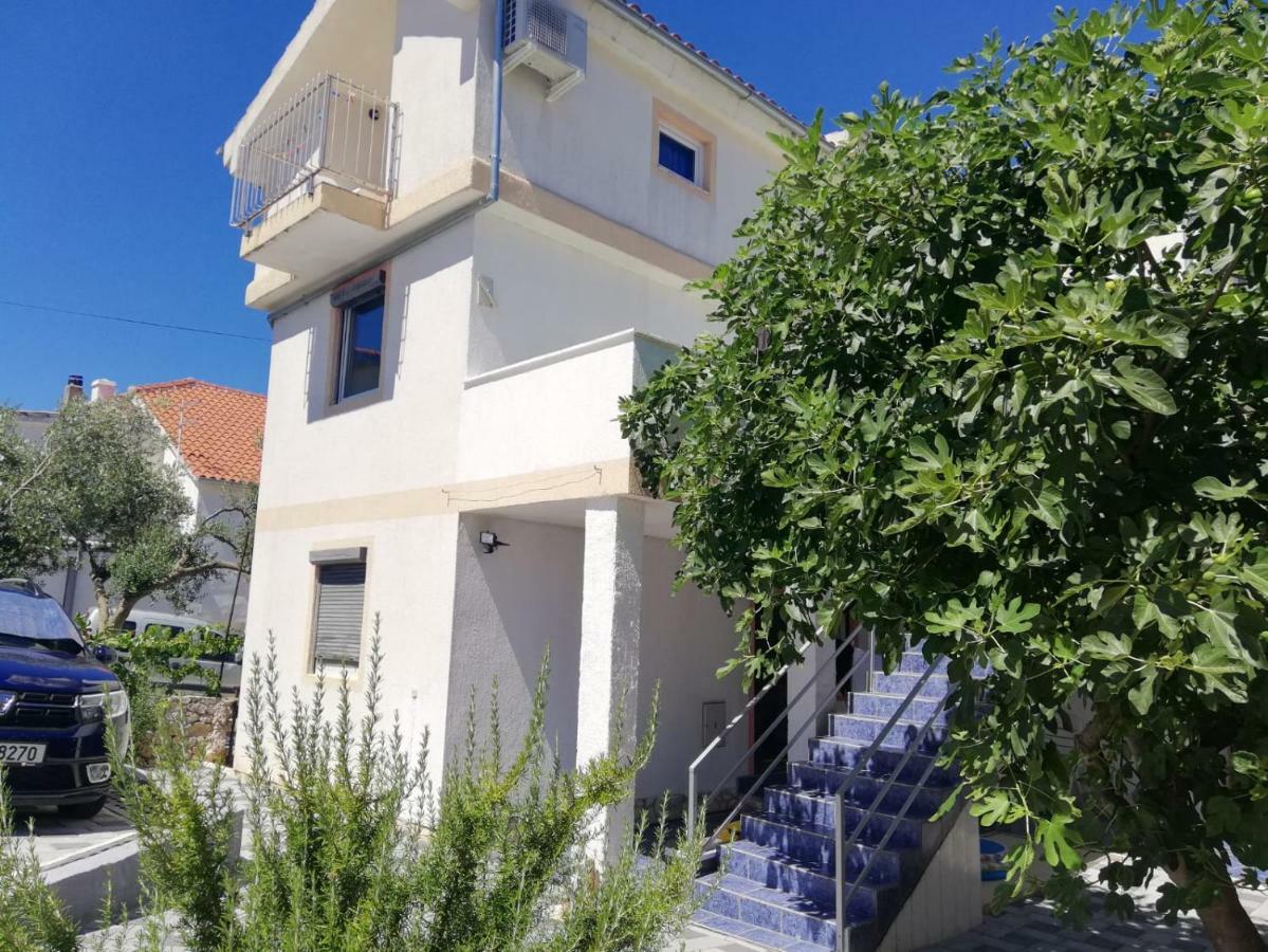 Apartmani Kovacic 穆泰尔岛 外观 照片