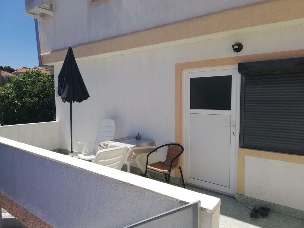 Apartmani Kovacic 穆泰尔岛 外观 照片