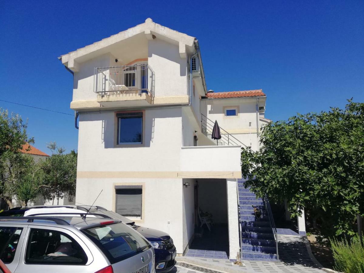 Apartmani Kovacic 穆泰尔岛 外观 照片