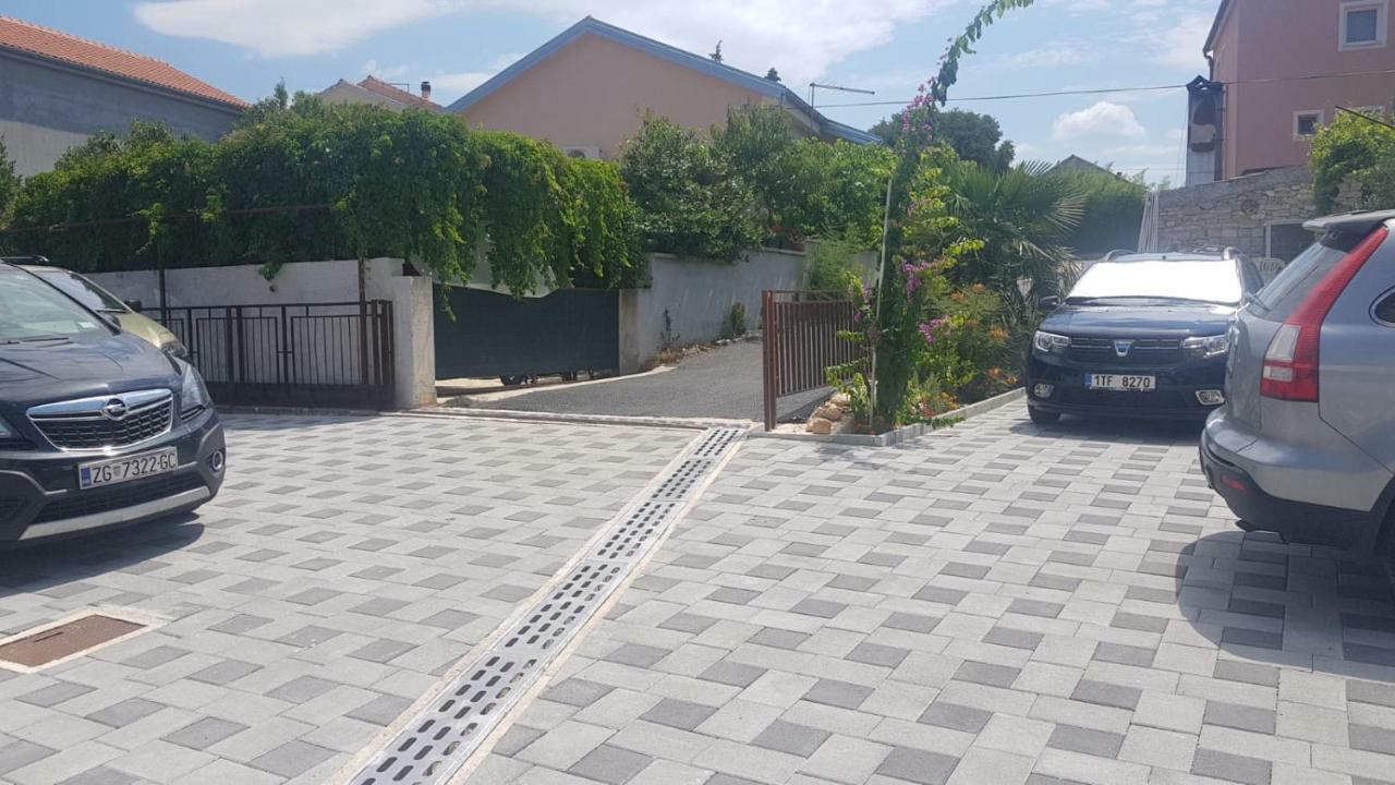 Apartmani Kovacic 穆泰尔岛 外观 照片