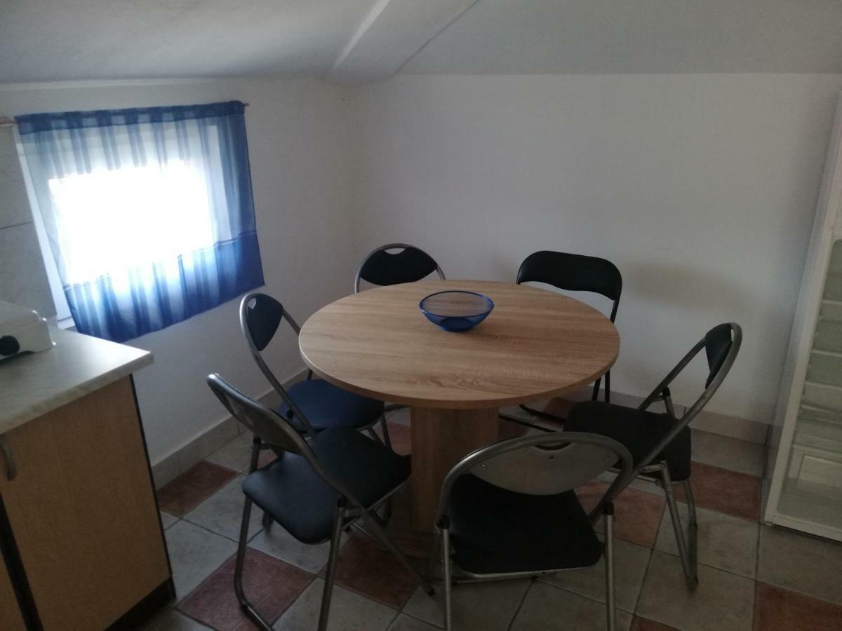 Apartmani Kovacic 穆泰尔岛 外观 照片